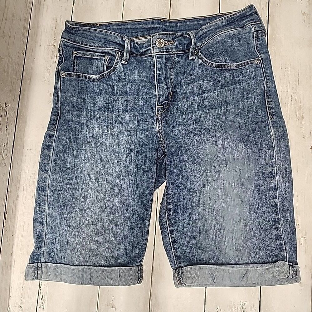 Levi's Bermuda Shorts Cuffed Blue Denim Jean Women's W27/L9.5